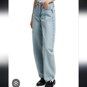 NWT Light Blue High Rise Boyfriend's Jeans Size M
